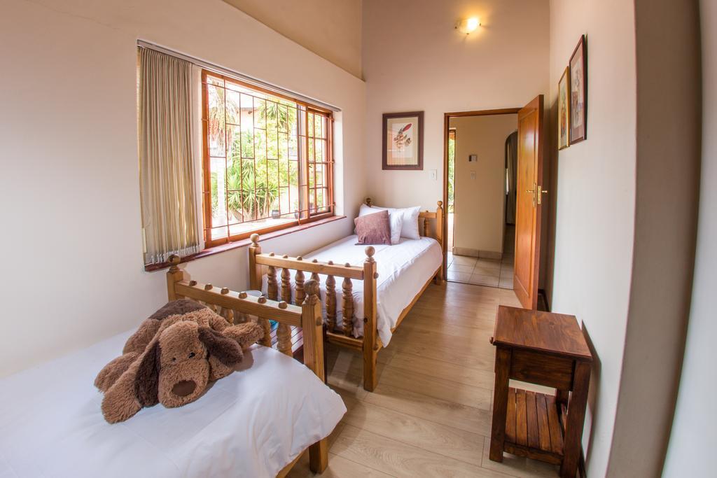 Winelands Villa Guesthouse And Cottages Somerset West Eksteriør billede