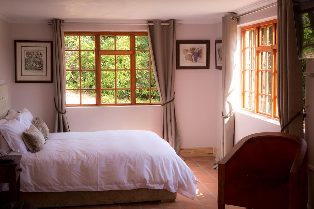 Winelands Villa Guesthouse And Cottages Somerset West Eksteriør billede